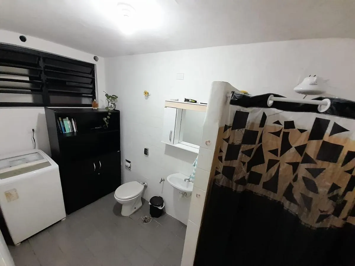 Quarto Tranquilidade Em Apto Compartilhado São Paulo 0*,