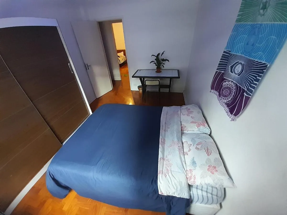 Quarto Tranquilidade Em Apto Compartilhado São Paulo Brasil