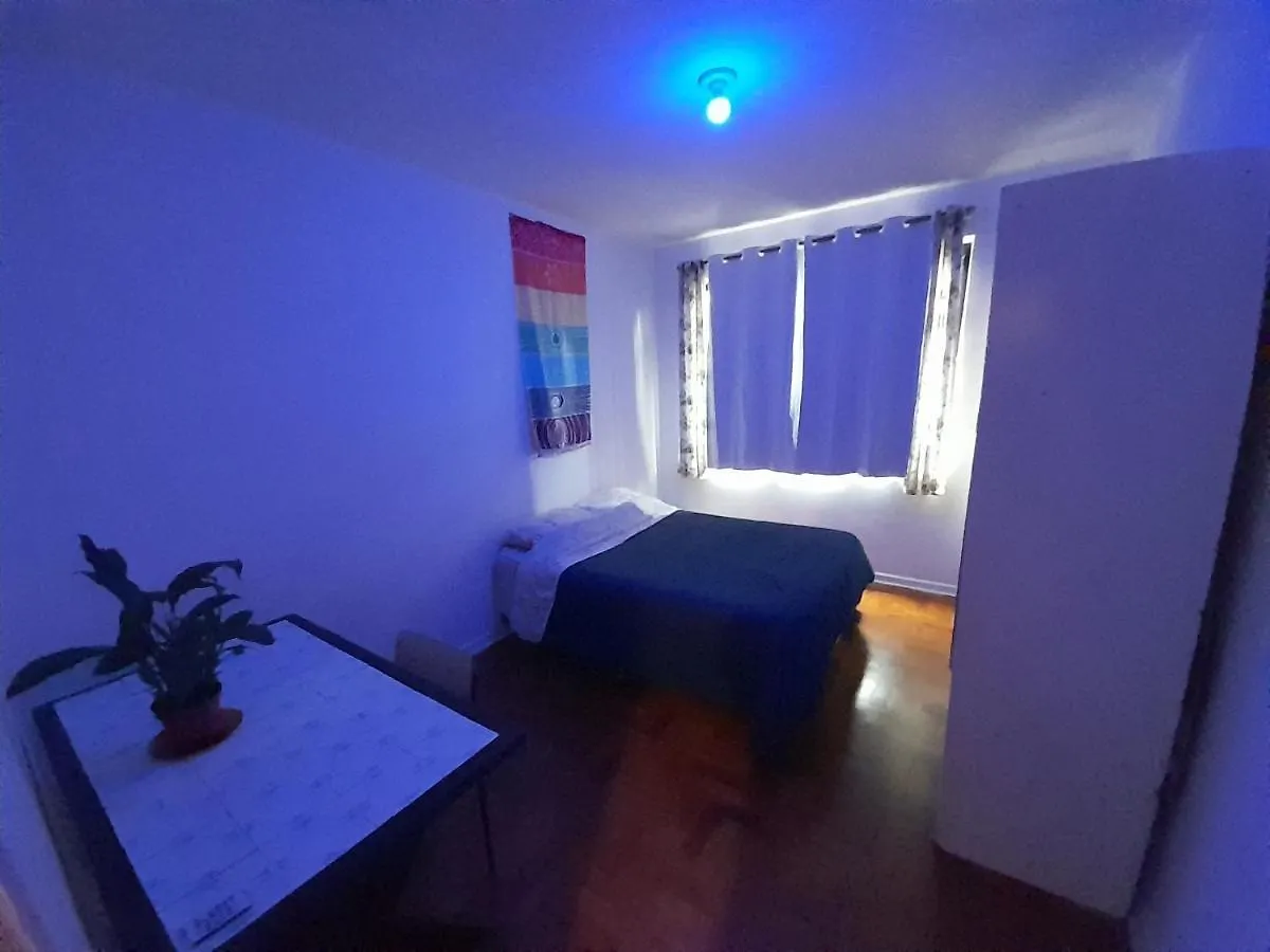Quarto Tranquilidade Em Apto Compartilhado São Paulo Quarto em Acomodações Particulares